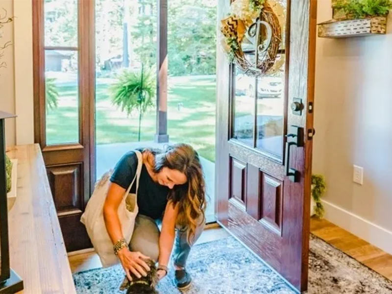Home entryway interior